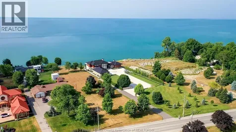 366 Seacliff Drive West Leamington ON N8H 4E1