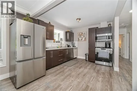77 Fairview Road Grimsby ON L3M 3L6