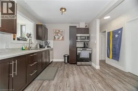 77 Fairview Road Grimsby ON L3M 3L6