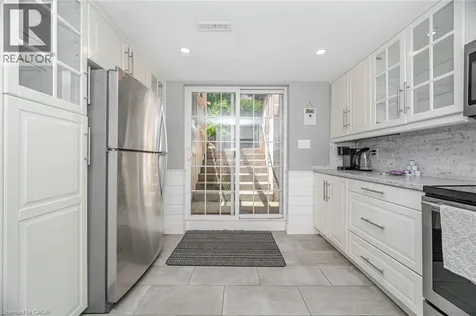 77 Fairview Road Grimsby ON L3M 3L6
