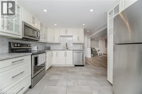 77 Fairview Road Grimsby ON L3M 3L6