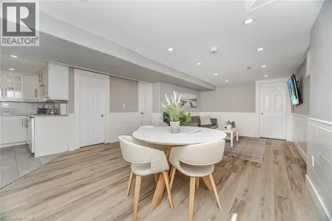 77 Fairview Road Grimsby ON L3M 3L6