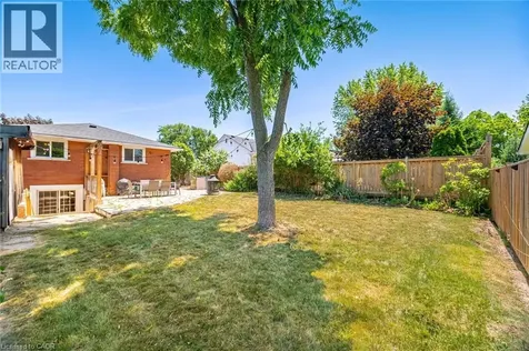 77 Fairview Road Grimsby ON L3M 3L6