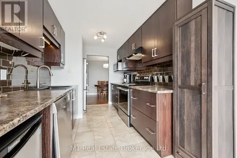 55 Blue Springs Drive Waterloo ON N2J 4T3