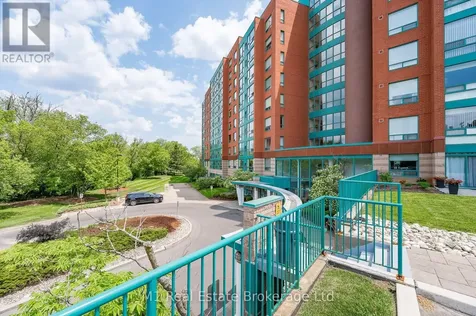 55 Blue Springs Drive Waterloo ON N2J 4T3