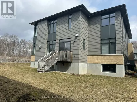 200 Ketchikan Crescent Ottawa ON K2T 0S3
