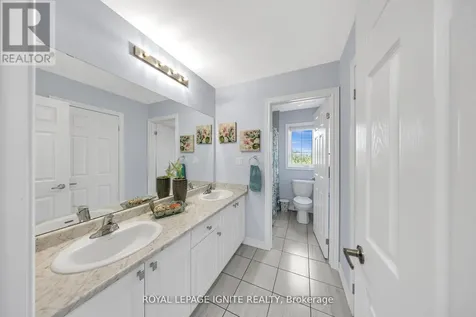 2453 Florentine Place Pickering ON L1X 0H2