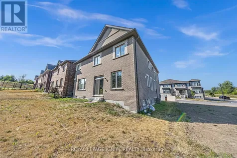 2453 Florentine Place Pickering ON L1X 0H2