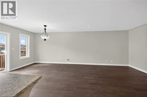 98 Macneil Court Hagersville ON N0A 1H0