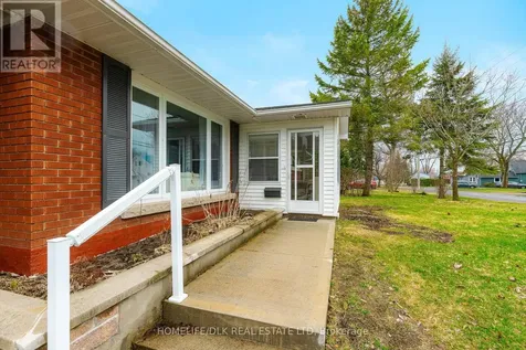 29 Crawford Street Brockville ON K6V 1S2