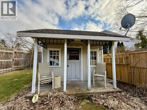 1137 Gurd Street Sarnia ON N7V 4B2