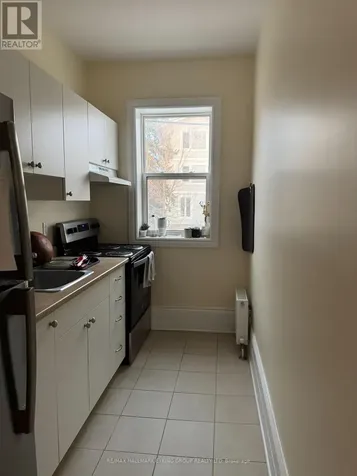 135 Concord Street South Ottawa ON K1S 0Z3
