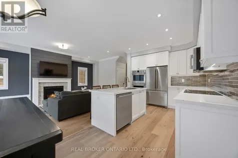 31 Gord Matthews Way Uxbridge ON L9P 0E9