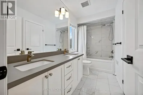 31 Gord Matthews Way Uxbridge ON L9P 0E9