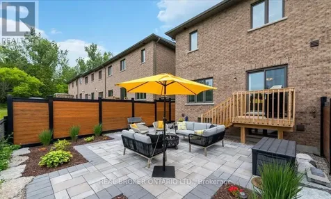 31 Gord Matthews Way Uxbridge ON L9P 0E9