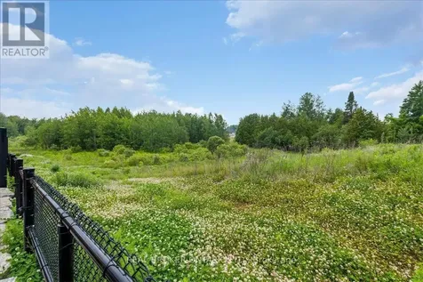 31 Gord Matthews Way Uxbridge ON L9P 0E9