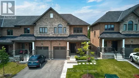 31 Gord Matthews Way Uxbridge ON L9P 0E9