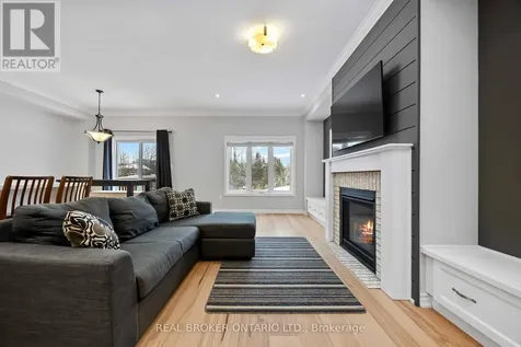 31 Gord Matthews Way Uxbridge ON L9P 0E9