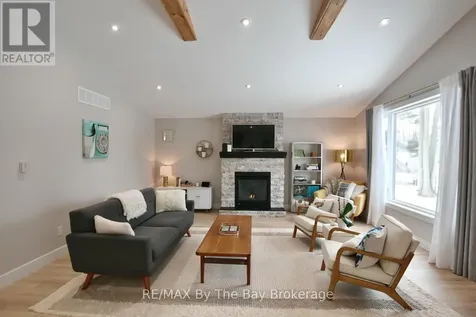 16 Caribbean Drive Wasaga Beach ON L9Z 2W3