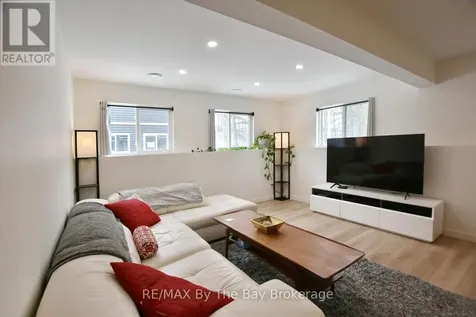 16 Caribbean Drive Wasaga Beach ON L9Z 2W3