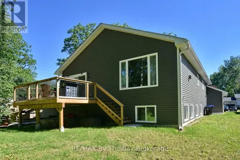 16 Caribbean Drive Wasaga Beach ON L9Z 2W3