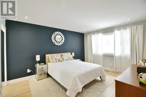 16 Caribbean Drive Wasaga Beach ON L9Z 2W3