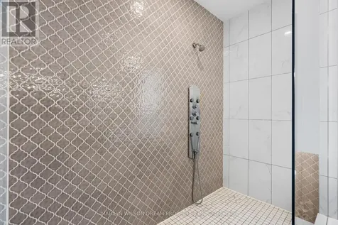 525 Leimerk Court Ottawa ON K4M 0B2
