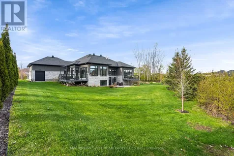 525 Leimerk Court Ottawa ON K4M 0B2