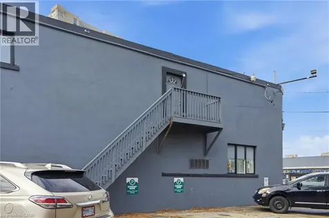 82 Queen Street North Hamilton ON L8R 2V4