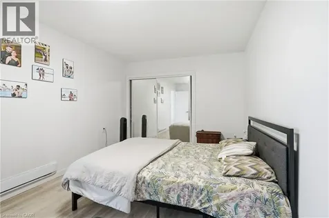 82 Queen Street North Hamilton ON L8R 2V4