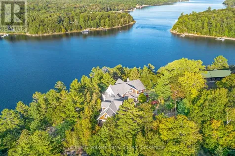 22 Beacon Point Drive Carling ON P0G 1G0