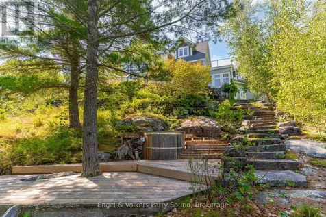 22 Beacon Point Drive Carling ON P0G 1G0