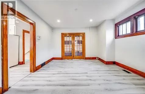 358 Partington Windsor ON N9B 2N5