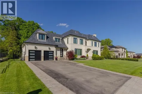 15 Lambert Common Oakville ON L6K 0H6