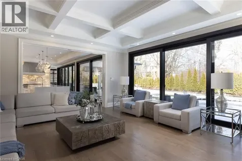 15 Lambert Common Oakville ON L6K 0H6