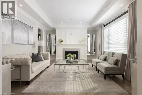 15 Lambert Common Oakville ON L6K 0H6