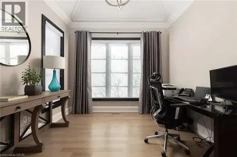 15 Lambert Common Oakville ON L6K 0H6