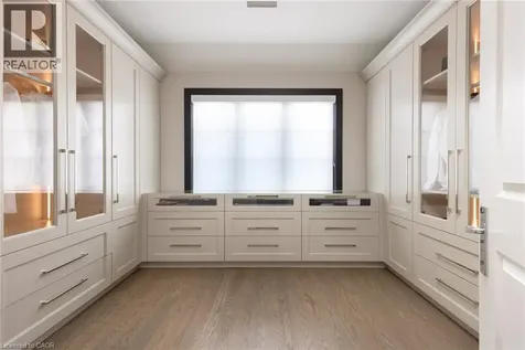 15 Lambert Common Oakville ON L6K 0H6