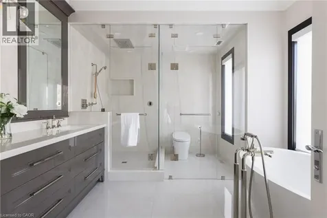 15 Lambert Common Oakville ON L6K 0H6