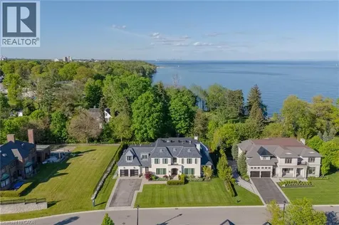 15 Lambert Common Oakville ON L6K 0H6