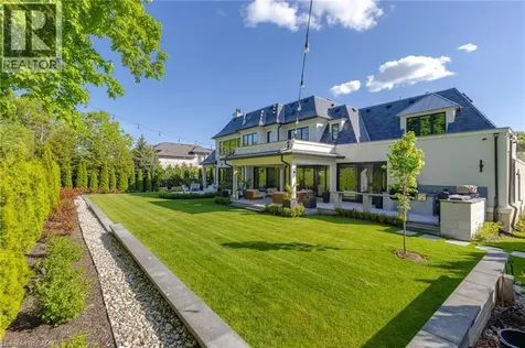 15 Lambert Common Oakville ON L6K 0H6