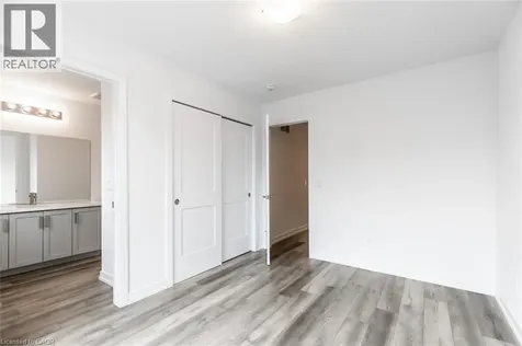 70 Kenesky Drive Waterdown ON L8B 2A9