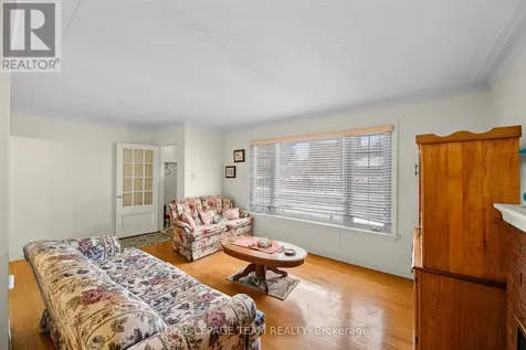 41 Capilano Drive Ottawa ON K2E 6G3