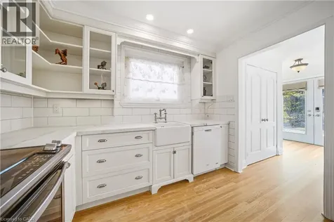 481 Anthony Drive Oakville ON L6J 2K6