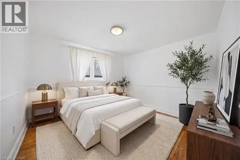 481 Anthony Drive Oakville ON L6J 2K6