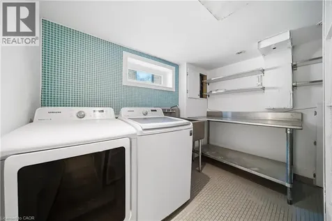 481 Anthony Drive Oakville ON L6J 2K6