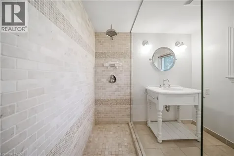 481 Anthony Drive Oakville ON L6J 2K6