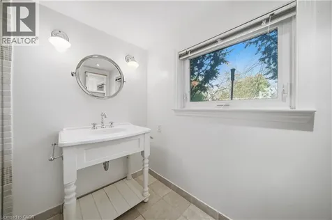 481 Anthony Drive Oakville ON L6J 2K6