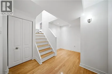 481 Anthony Drive Oakville ON L6J 2K6