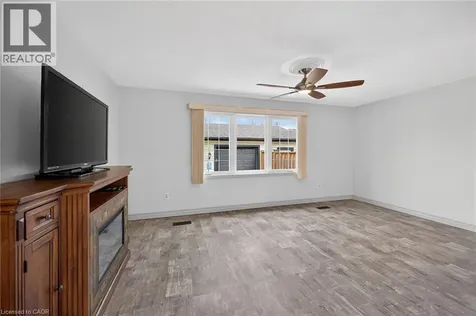 19 Burfield Avenue Hamilton ON L8T 2J8